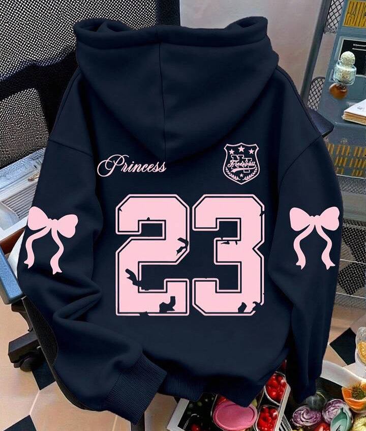 Hoodie princess 23