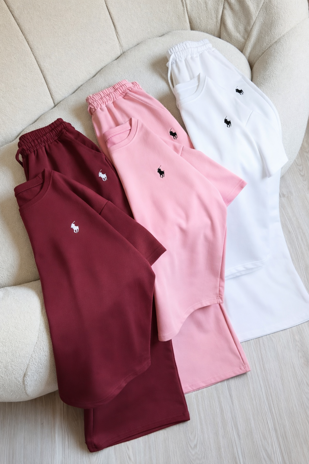 Ensemble tshirt pantalon