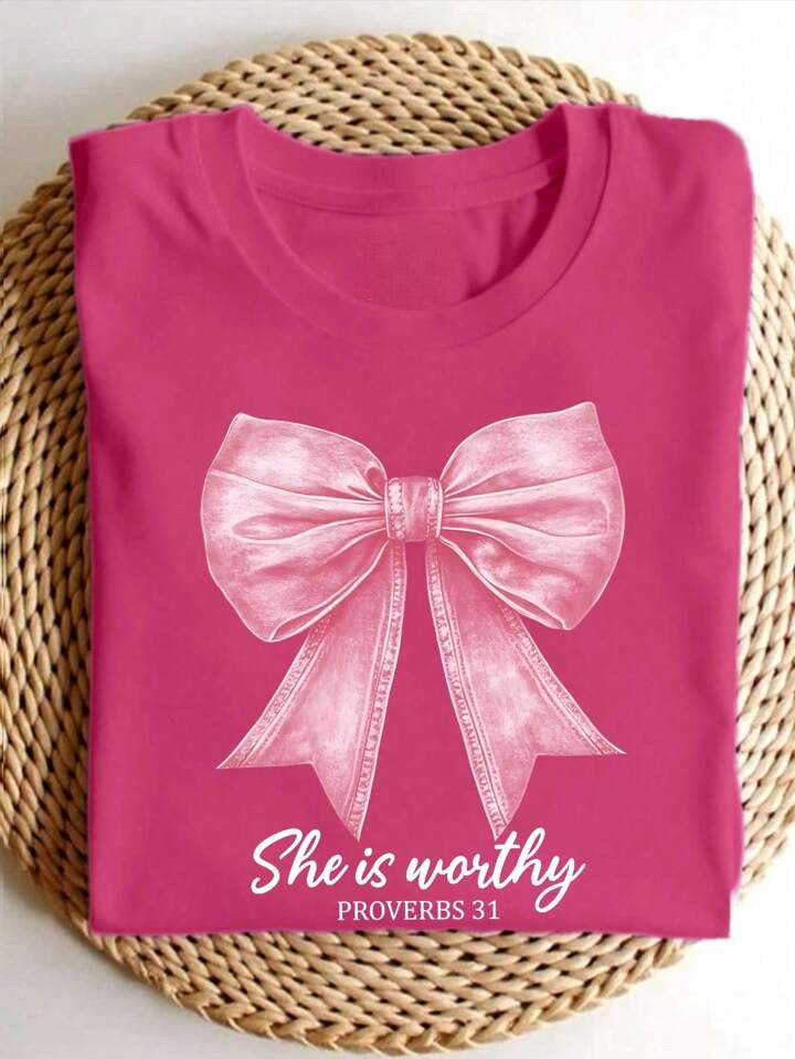 Tshirt She is worthy