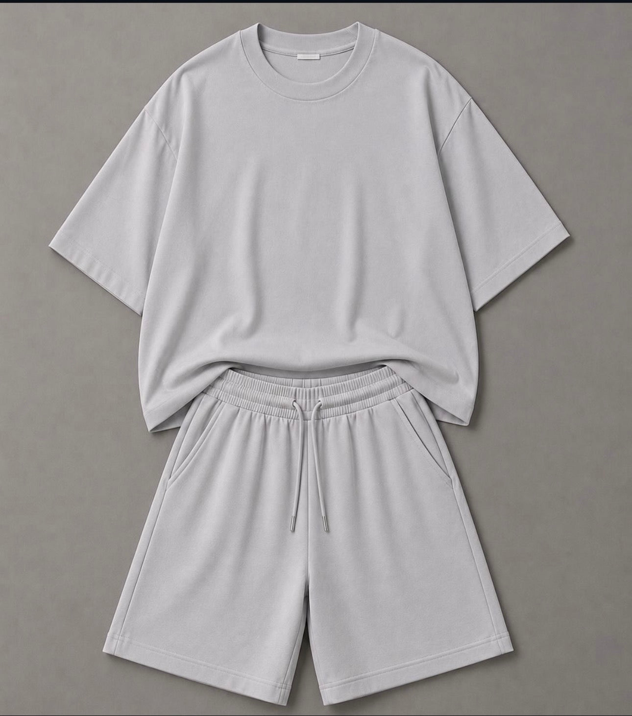 ENSEMBLE SHORT SIMPLE