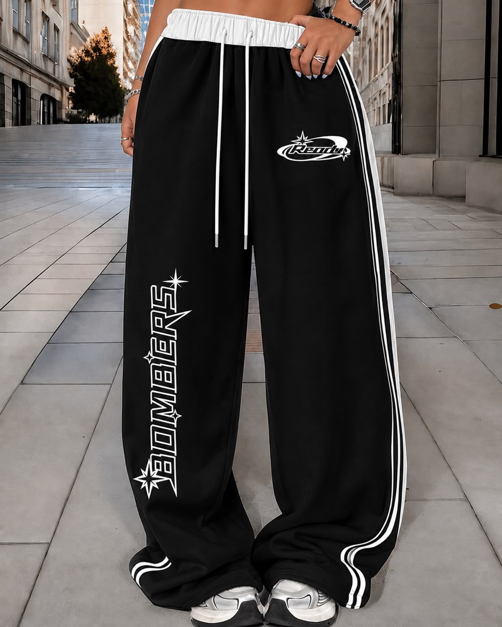 PANTALOON BOMBERS